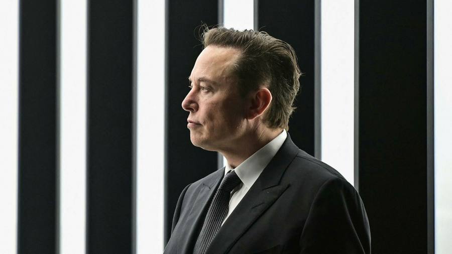 Musk si fa duro su Twitter e Tesla