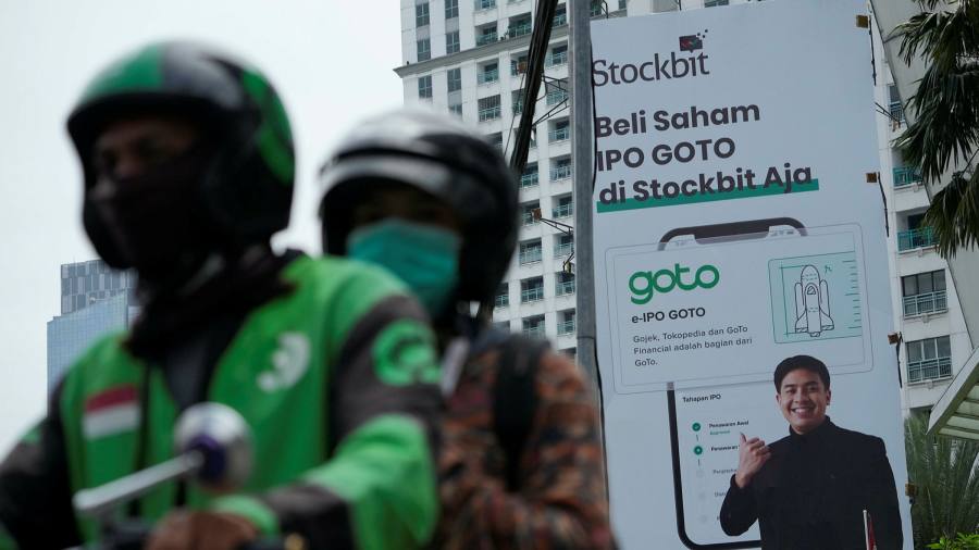 GoTo entra nella mischia del "compra ora paga dopo" mentre il controllo globale si basa sul settore