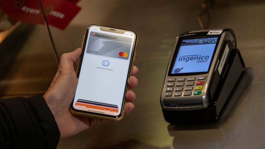 Apple aumenta la pressione sul settore merlato acquista ora, paga dopo