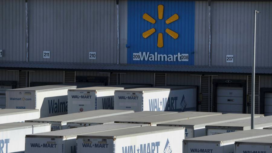 Il gruppo di robotica per magazzini sostenuto da SoftBank raddoppia al debutto commerciale