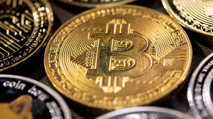 Bitcoin vicino al territorio spazzato via