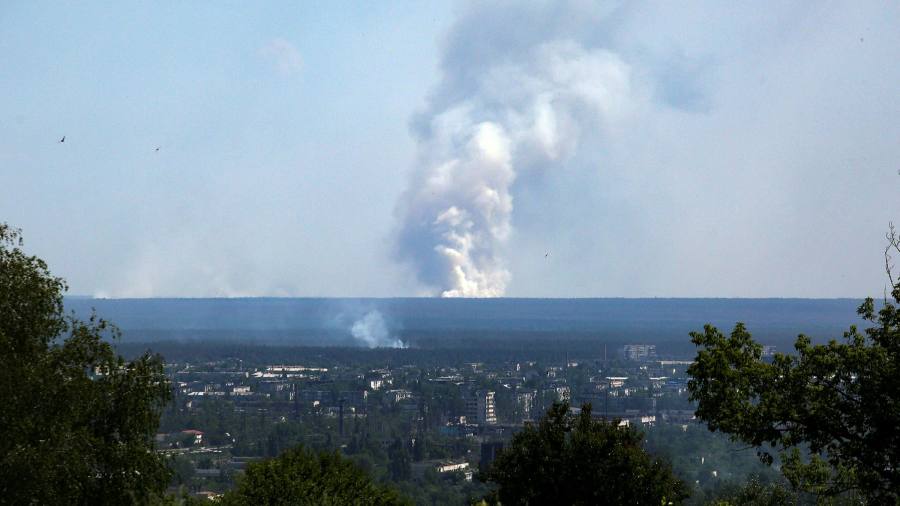 La Russia lancia raffiche di missili contro obiettivi in ​​tutta l'Ucraina