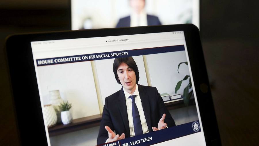 La rappresentazione della liquidità da parte di Robinhood durante la frenesia del "meme stock" è stata messa in discussione