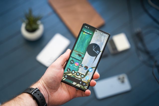 Car Crash Detection could soon be making its way to non-Pixel devices