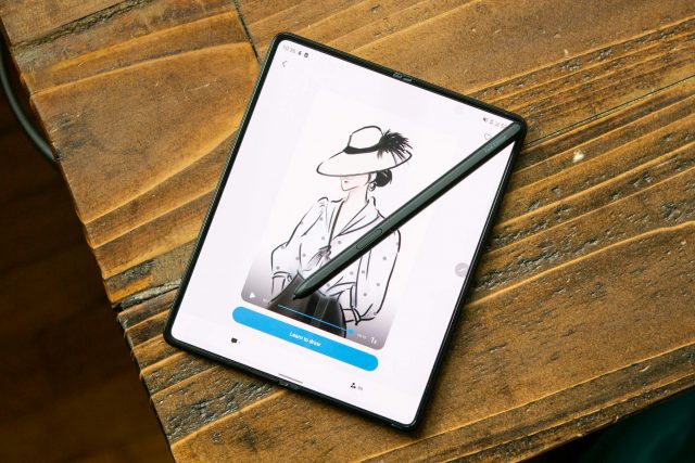 Samsung Galaxy Z Fold 4 could introduce a much better multitasking experience