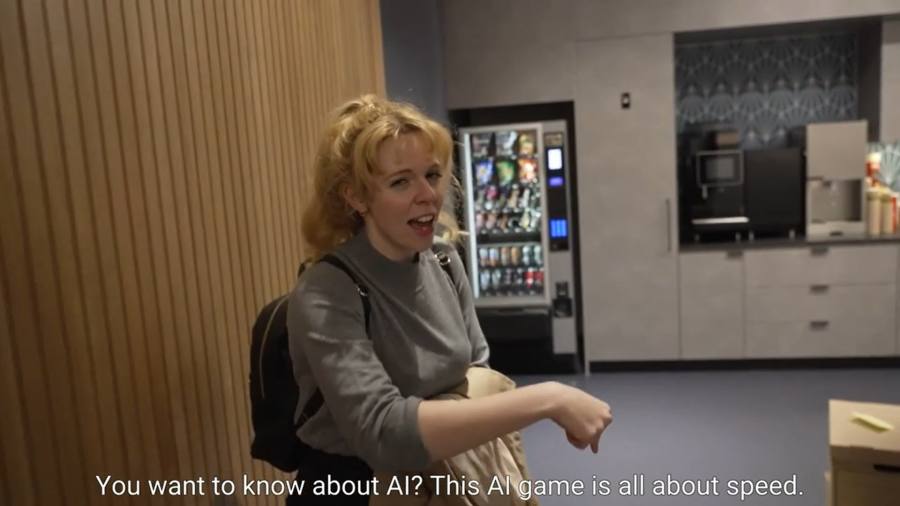 La prima sitcom fintech al mondo è proprio come immagini