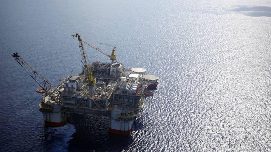 L'amministrazione Biden lancia un nuovo piano di leasing petrolifero nel Golfo del Messico