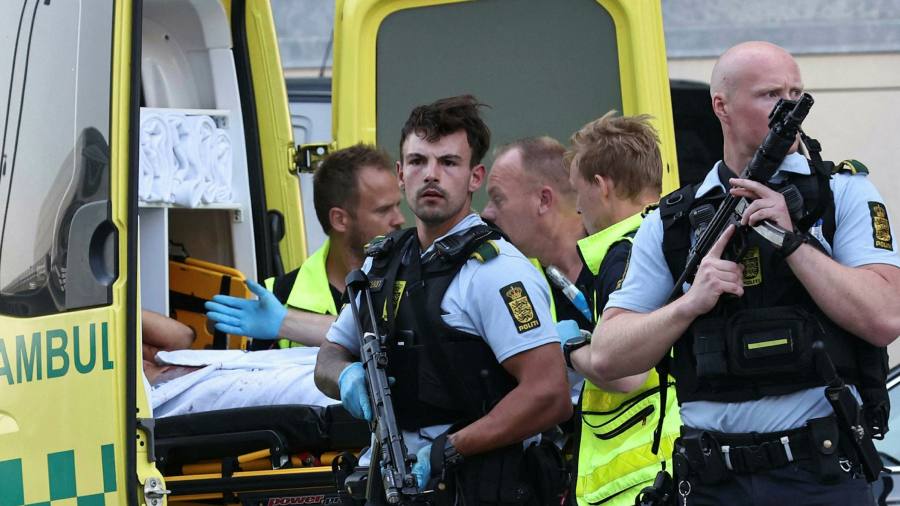 Diversi morti nella sparatoria al centro commerciale di Copenaghen