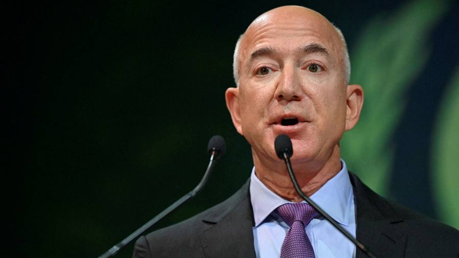 Jeff Bezos si scontra ancora con l'amministrazione Biden per l'inflazione