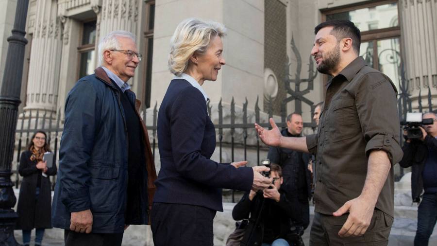 L'UE accetta una piccola fetta di assistenza finanziaria all'Ucraina