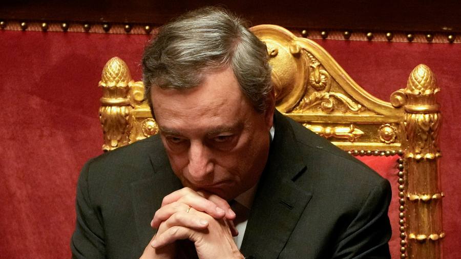 Draghi sull'orlo dopo che i partner della coalizione hanno ritirato il sostegno