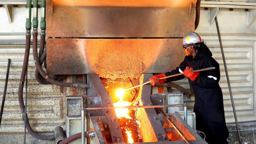 I dividendi del Regno Unito aumentano, ma aumentano le preoccupazioni per i pagamenti minerari