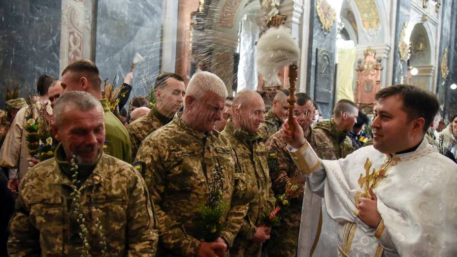 La guerra costa alla Russia la sua influenza sui credenti ortodossi ucraini
