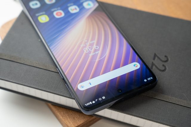 Don’t miss Motorola’s Prime Day deals and save up to $300 on a new smartphone