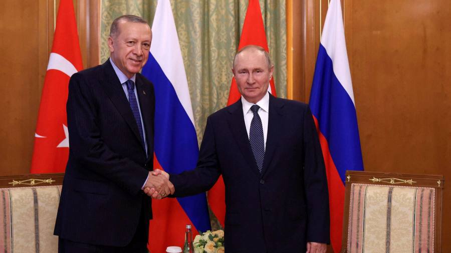 Vladimir Putin e Recep Tayyip Erdoğan giurano di approfondire i legami economici