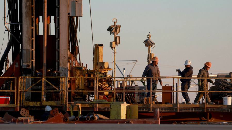 I produttori di petrolio statunitensi sfidano le richieste di aprire i rubinetti e domare i prezzi dell'energia causati dalla guerra