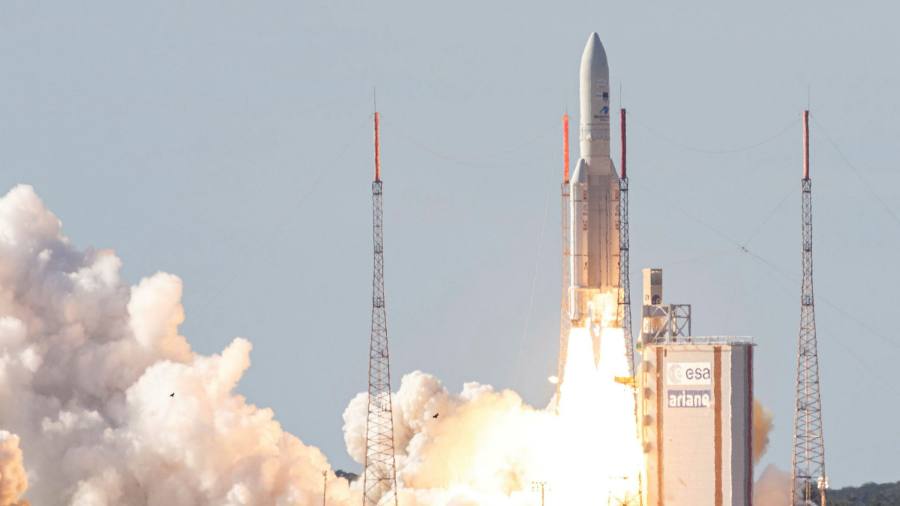 Gli operatori satellitari SES e Intelsat in trattative