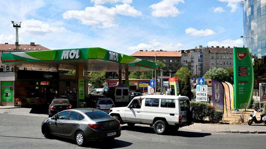 Il gruppo petrolifero ungherese paga una tassa per riavviare il flusso di petrolio russo attraverso l'Ucraina