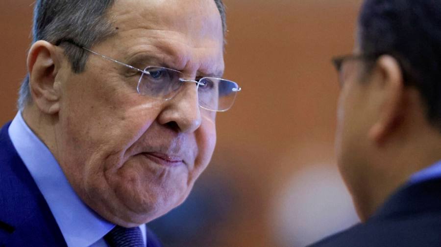 I diplomatici russi ora sono ridotti a propagandisti