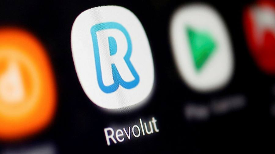 I gesti simbolici di Revolut