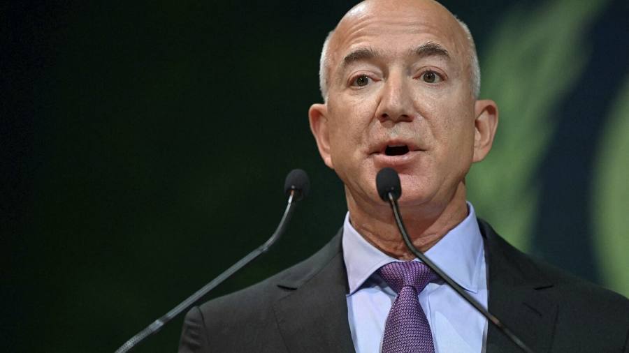 Amazon accusa FTC di molestare dirigenti tra cui Jeff Bezos e Andy Jassy