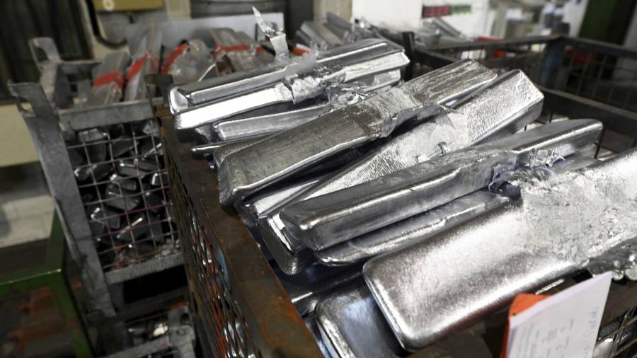 Un'altra fonderia europea ferma la produzione a causa dell'aggravarsi dei costi energetici