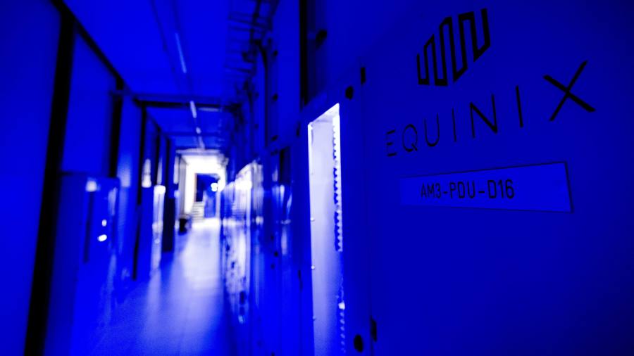 Generatori di back-up predisposti per data center in caso di blackout