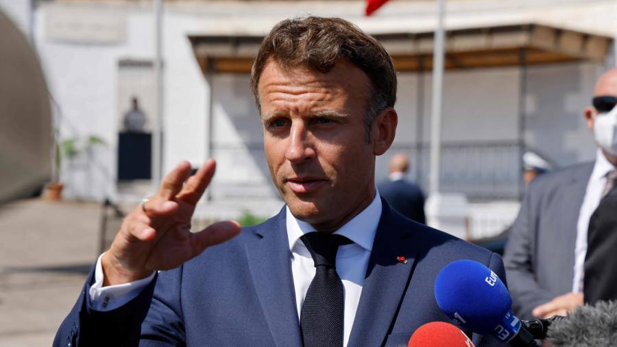 Macron dice che il Regno Unito è un amico nonostante gli errori dei suoi leader
