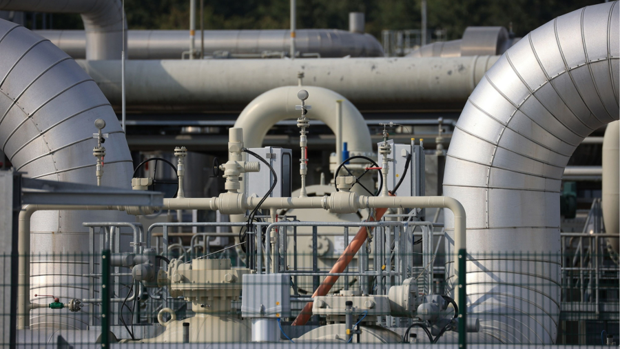 I prezzi del gas in Europa hanno raggiunto il record poiché la crisi minaccia di innescare la recessione