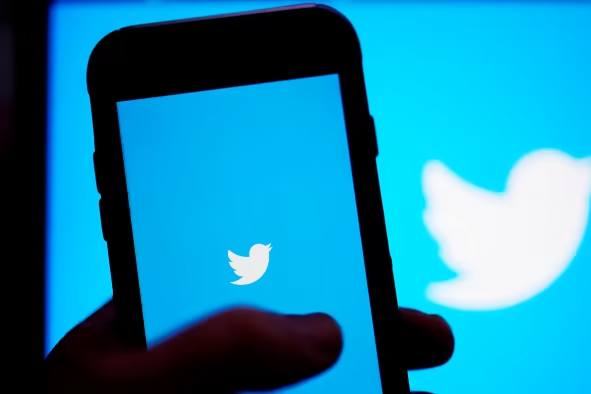 FirstFT: Whistleblower afferma che Twitter ha ingannato i regolatori statunitensi