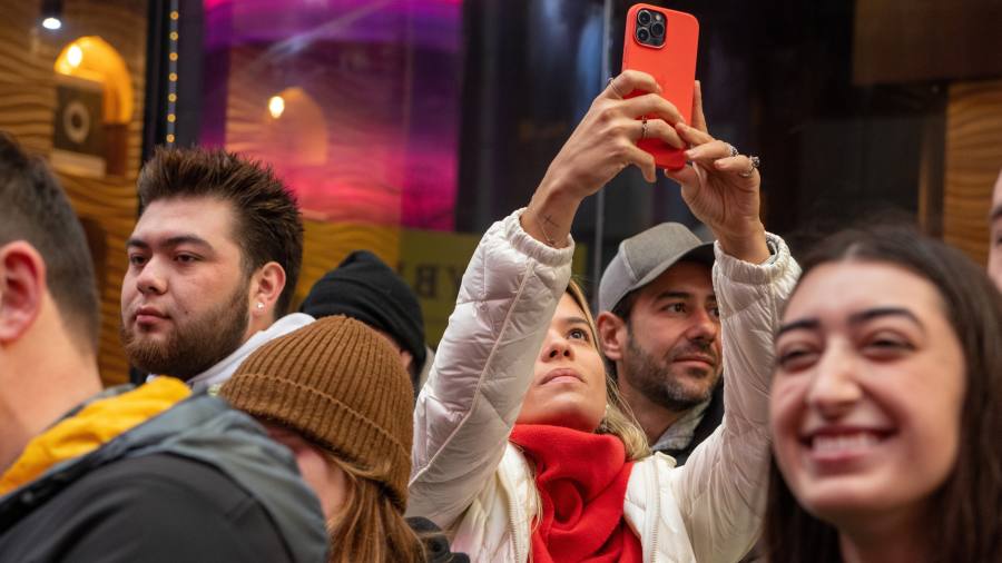 Apple supera Android per rappresentare il 50% degli smartphone utilizzati negli Stati Uniti