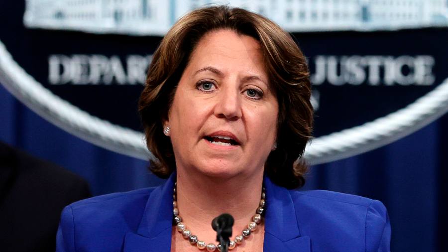 Gli Stati Uniti esortano le aziende a recuperare lo stipendio dal personale colpevole di cattiva condotta