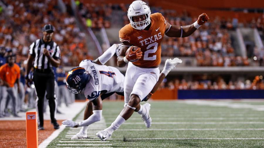 Le fintech cercano di segnare con gli atleti del college