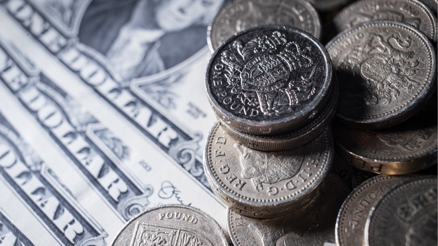 Sterlina/dollaro: la valuta debole appiattisce i guadagni