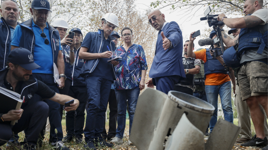 'Stiamo giocando con il fuoco': la centrale nucleare ucraina tenuta in ostaggio dalla Russia