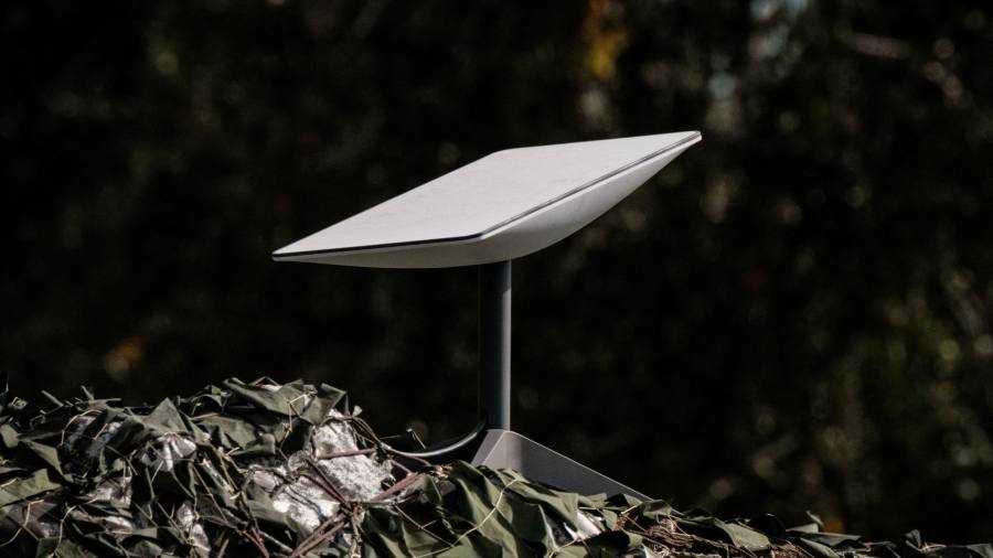 Gli Stati Uniti in trattative con Starlink di Elon Musk sull'accesso a Internet in Ucraina