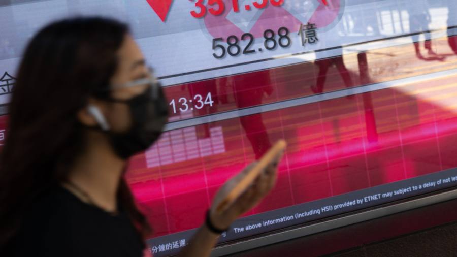 Le azioni tornano indietro sulla scia della cautela di Tesla sulla domanda dei consumatori