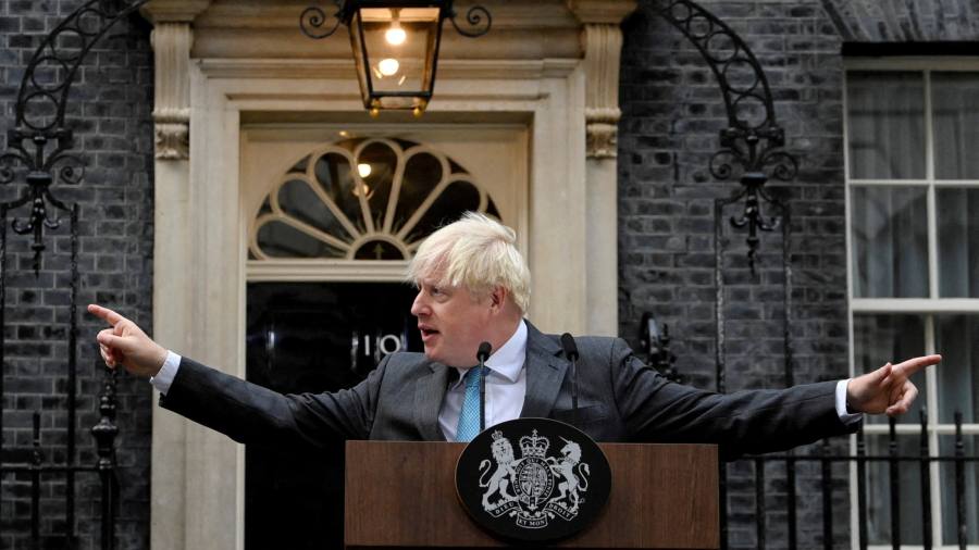 Investitori e parlamentari si spaventano alla prospettiva del ritorno di Boris Johnson