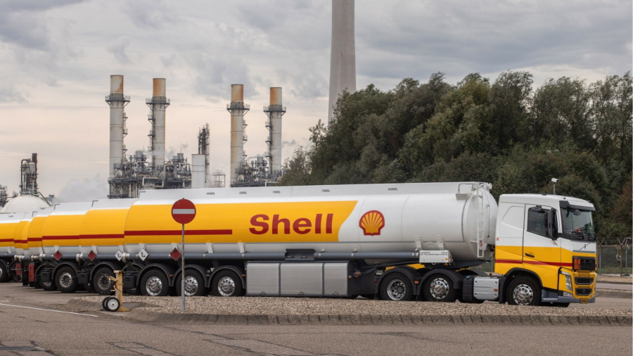 Shell pronta ad "abbracciare" tasse più alte poiché i profitti del terzo trimestre raddoppiano