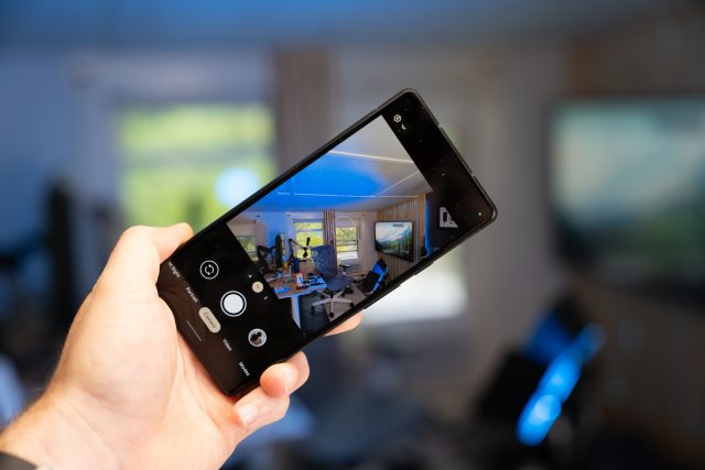 Google’s rumored Pixel Ultra could sport a 1-inch camera sensor