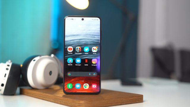 DEAL: The Samsung Galaxy S21 FE is enjoying a massive discount