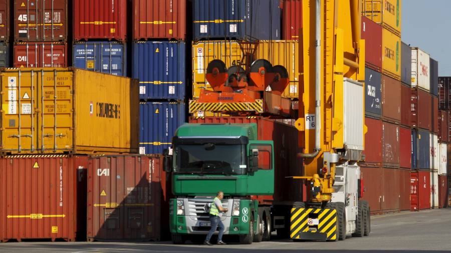 L'UE sfida la Cina all'OMC sull'embargo commerciale della Lituania e sui brevetti tecnologici