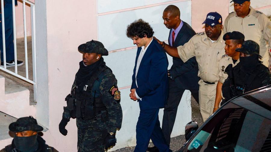 Le tariffe FTX lasciano l'immagine del settore a brandelli