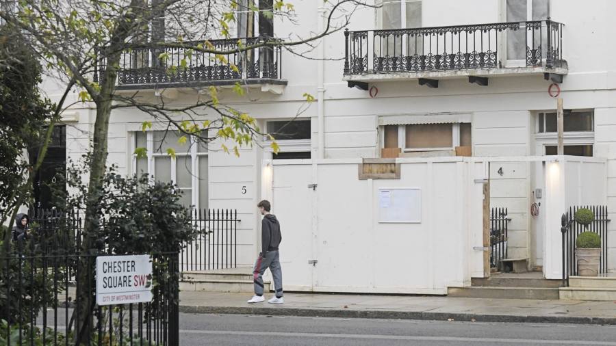 Una società legata al marito della baronessa Mone acquista una casa londinese da 9,25 milioni di sterline