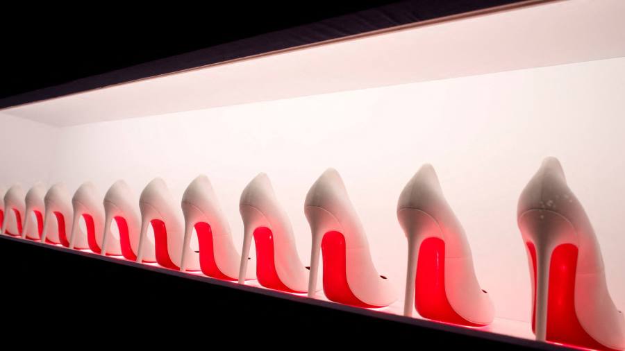 Amazon colpita dalla sentenza della Corte di giustizia sulla vendita online di merci contraffatte