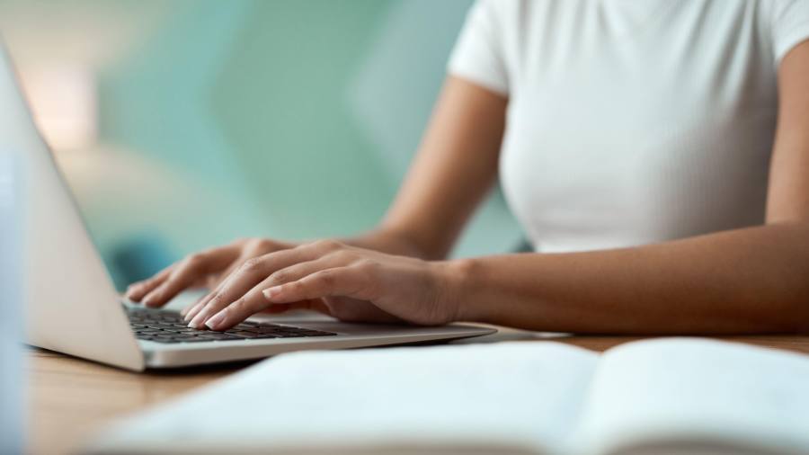 Sage accusato di tattiche di "braccio forte" per il passaggio agli abbonamenti software