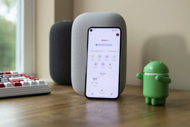 Google is making its smart speakers work better with its Pixel phones
