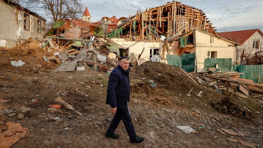 La Russia estende la serie di 3 giorni di attacchi aerei su Kiev con attacchi di droni