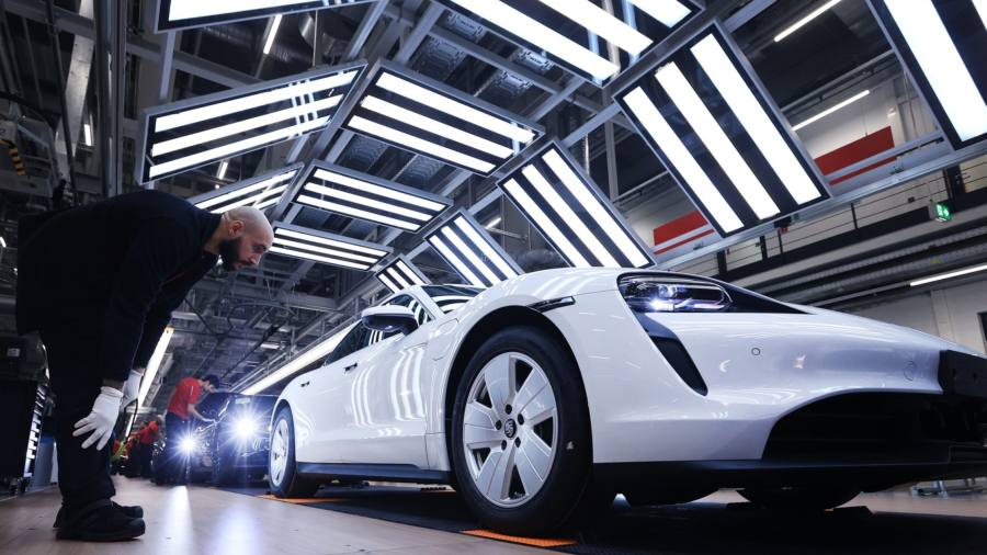 Le borse europee puntano al rialzo sulla speranza di aumenti dei tassi di interesse più lenti