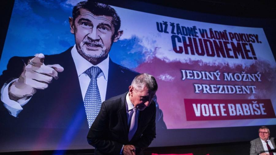 Il tribunale ceco sostiene il candidato presidenziale divisivo prima del voto serrato